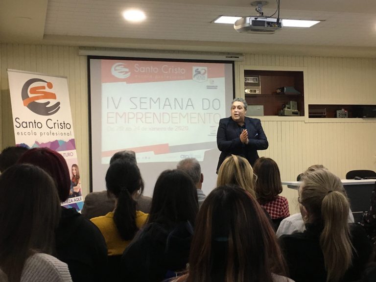 Lucky-Seoane-Ponencia-SemanaEmprendemento-2020-SantoCristo